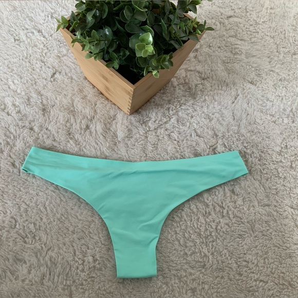 MAI Essentials Classic Bottom - Picture 4 of 7